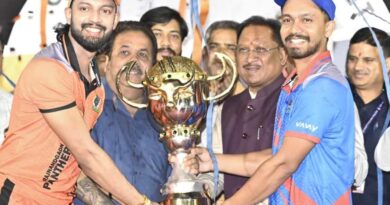 मुख्यमंत्री ने छत्तीसगढ़ क्रिकेट प्रीमियर लीग की विजेता टीमों को सौंपा विनर्स कप