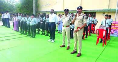 सेंट जेवियर स्कूल मे छात्रों को यातायात नियमों की दी गई जानकारी…